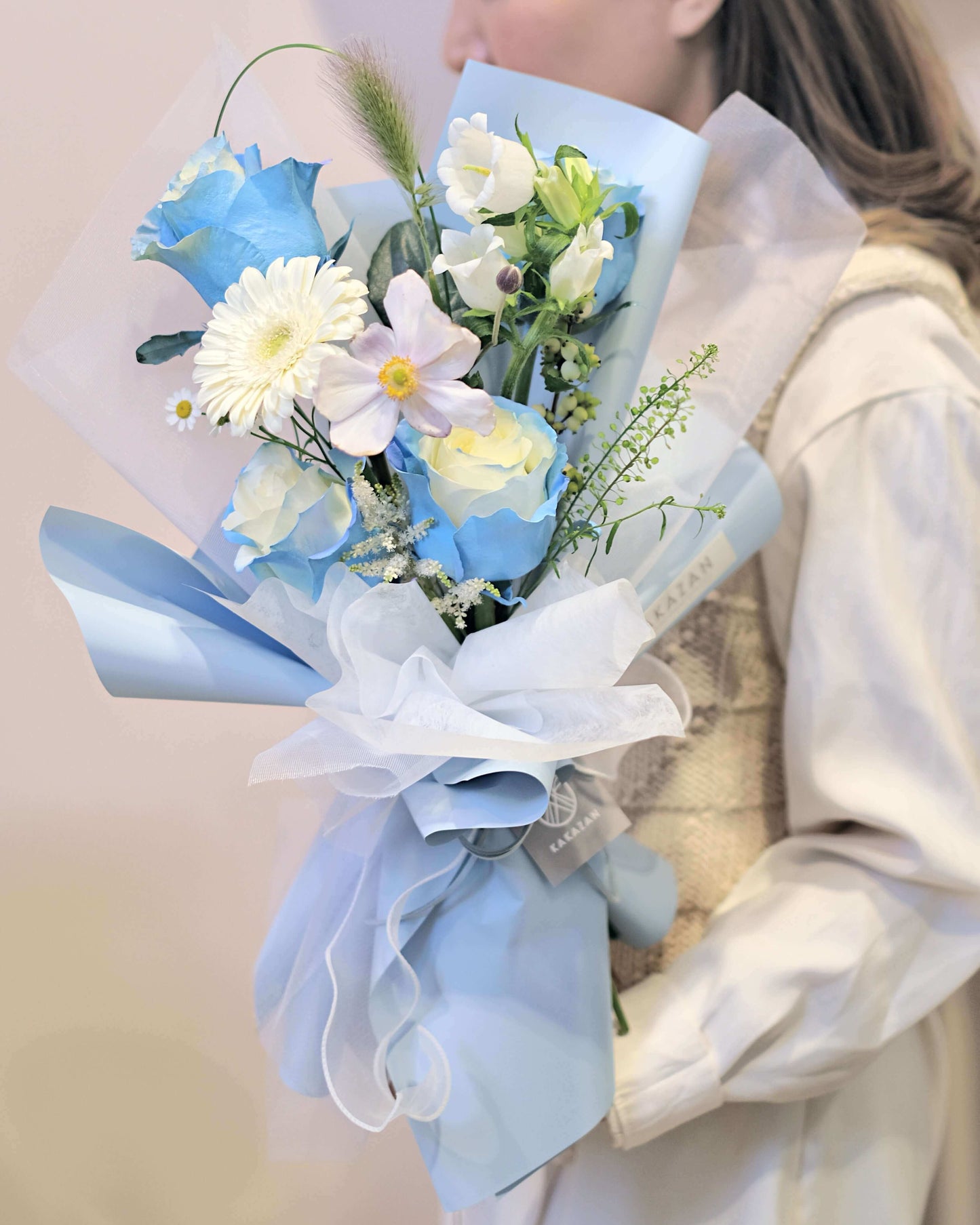 Blue and White Tone Flower Rose Bouquet