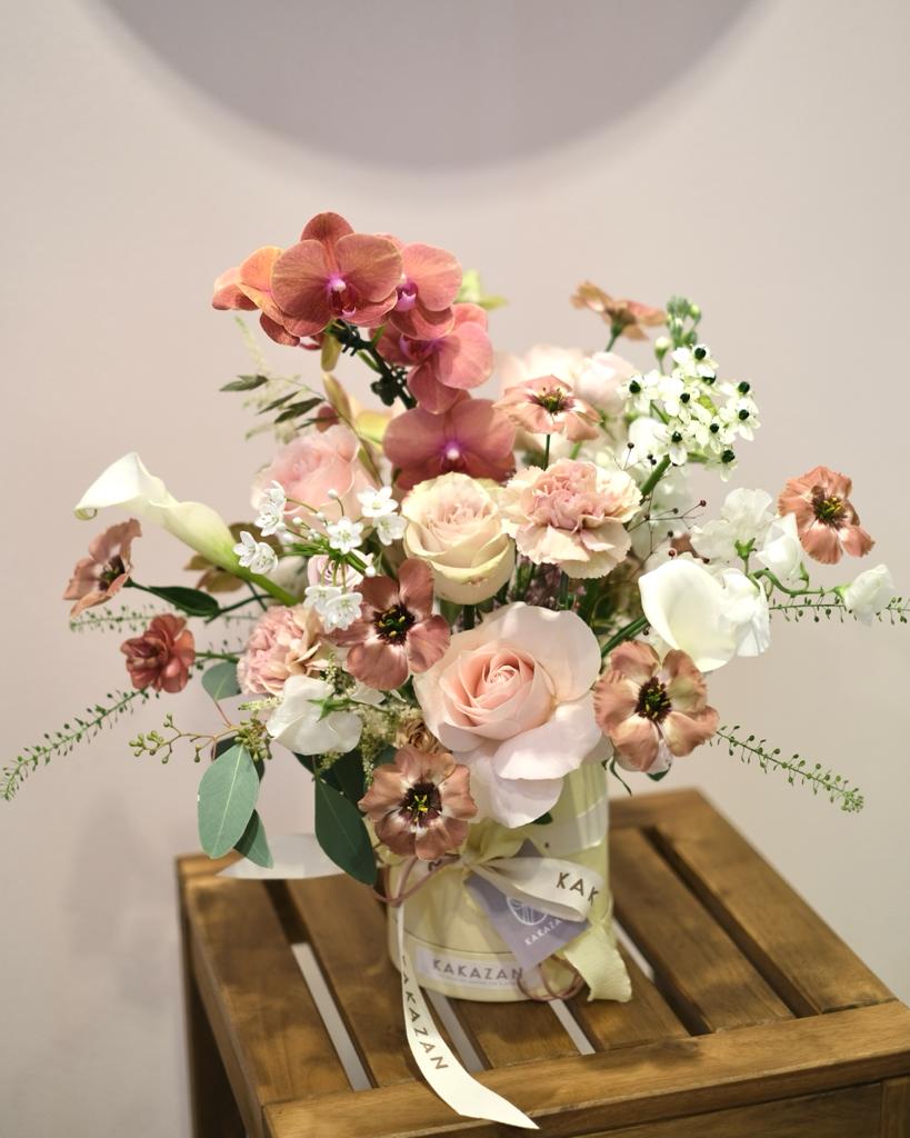 Range of Pastel tone premium flowers, ideal for gifts and celebrations