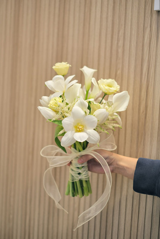 REFRESHMENT WEDDING BOUQUET