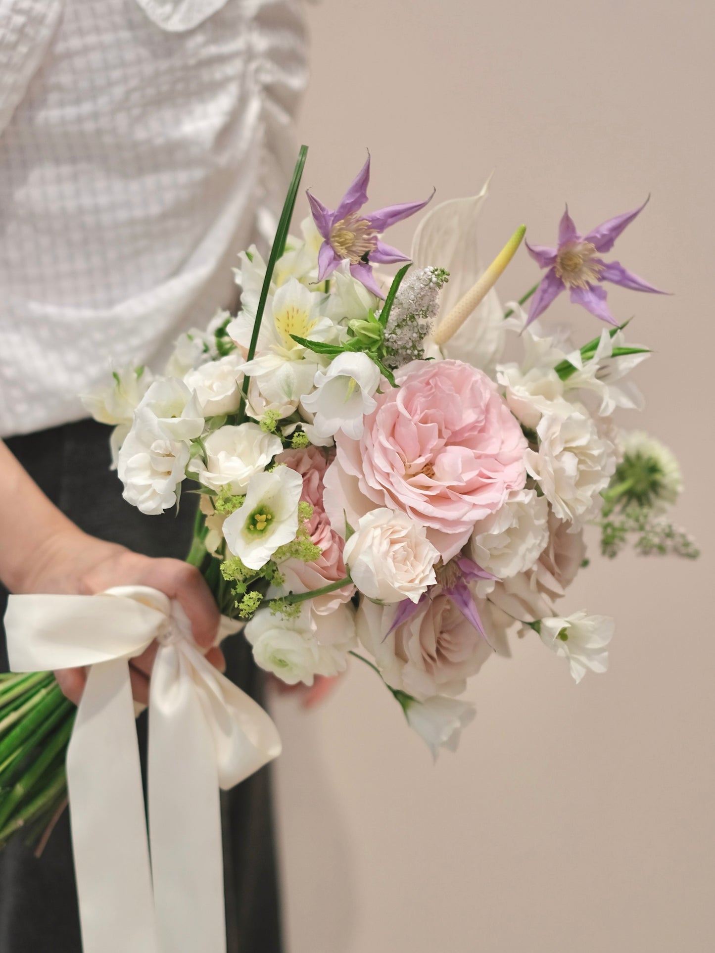 EUROPEAN WEDDING BOUQUET (GARDEN ROSE)