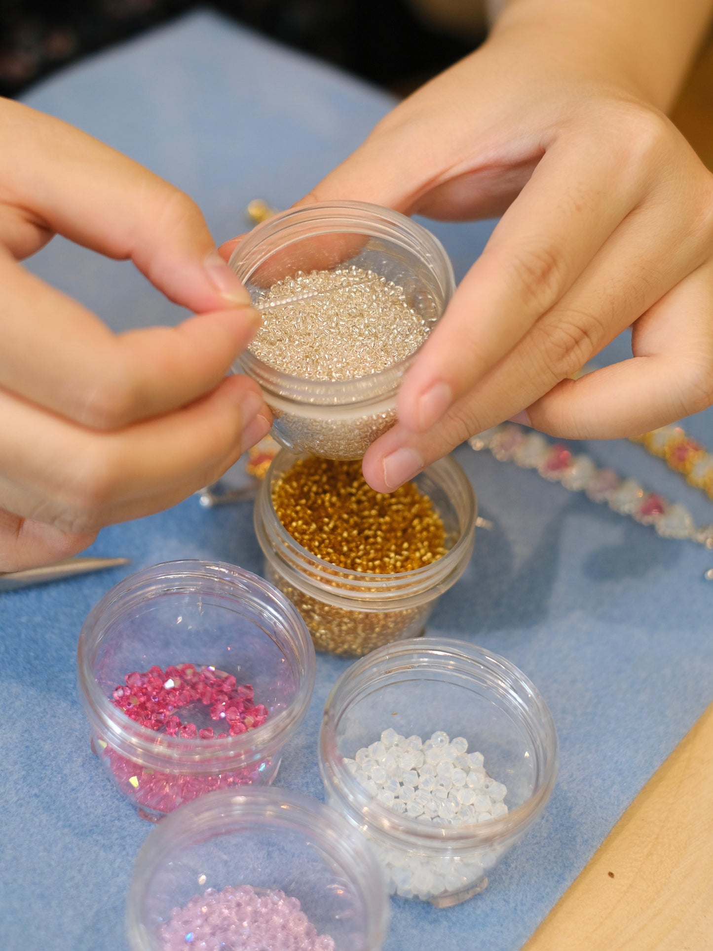 BEADED HEART JEWELRY WORKSHOP