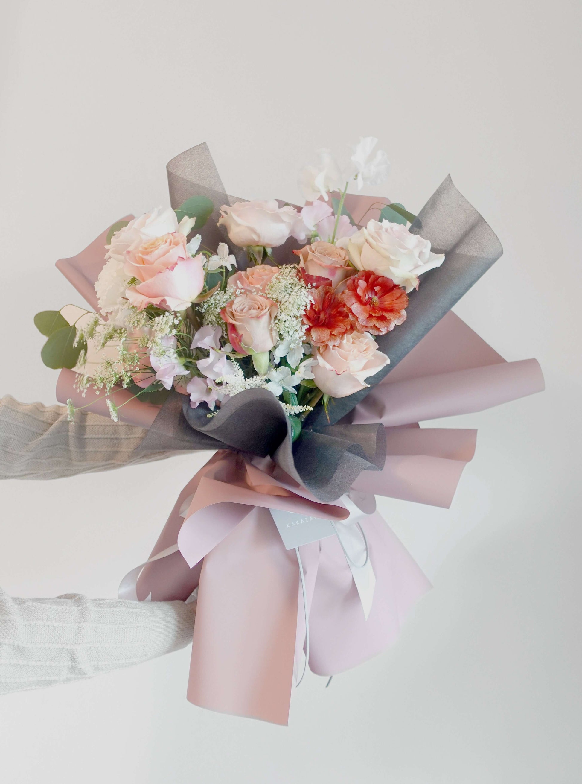 MIX ROSES BOUQUET | Kakazan | North York Florist